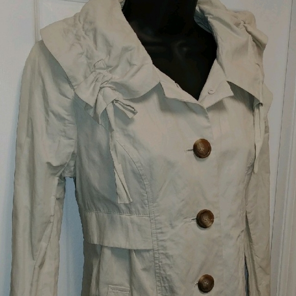 Ann Taylor Loft trench coat - Picture 3 of 6